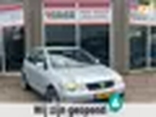 Volkswagen Polo 1.4-16V Athene 5 Deurs - LMV - Airco - 2004