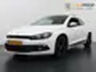 Volkswagen Scirocco 1.4 TSI Highline Plus 2e Eigenaar Panoramadak NL Auto NAP