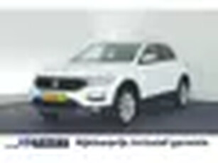 Volkswagen T-Roc 1.0 TSI 110pk H6 Style Camera Navigatie