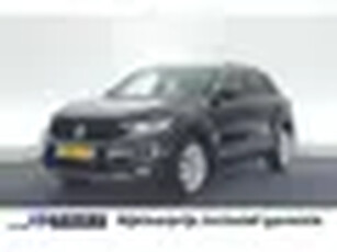 Volkswagen T-Roc 1.5 TSI 150pk DSG Sport Trekhaak Camera Led Virtual Cockpit Navigatie