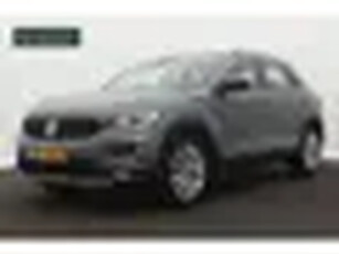 Volkswagen T-Roc 1.5 TSI Sport Automaat (DIGITALE COCKPIT, ADAPTIVE CRUISE, CARPLAY, NAVIGATIE, PDC,