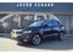 Volkswagen T-Roc 1.5 TSI Sport Business R-Line Automaat / Navi / 18