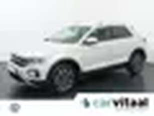 Volkswagen T-Roc 1.5 TSI Style 150 PK Virtual Display Multifunctioneel stuurwiel Achteruitri