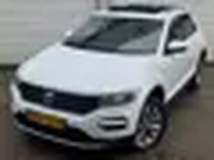 Volkswagen T-Roc 1.5 TSI Style Lane/Front Assist/Carplay/Automaat/Camera/Pano