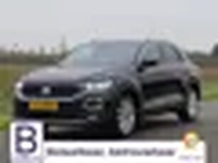 Volkswagen T-Roc 2.0 TSI 4Motion Sport /Mooie auto!/Clima/Led/Carplay/Navi/Camera/17 INCH/USB/