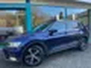 VOLKSWAGEN TIGUAN 1.4 TSI 4Motion Highline LED, Panorama, Camera, 18Inch, TrHaak