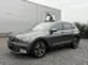 Volkswagen Tiguan 1.4 TSI ACT DSG Highline PanoVirtuelKeylesCameraACC Grijs