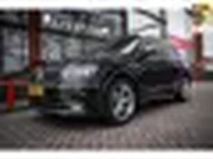 Volkswagen Tiguan 1.4 TSI HighlineR-LineAutomaatPanoramaAdaptieve cruise controlApp-ConnectPar