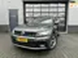 Volkswagen Tiguan 2.0 TSI 4Motion Highline Business R-LINE