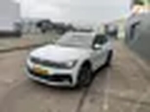 Volkswagen Tiguan 2.0 TSI 4Motion Highline/R-Line/automaat/5drs/3e EIG/1jaar apk/ dealeronderhoud/ v