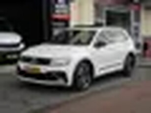 Volkswagen Tiguan 2.0 TSI 4Motion R-Line Virtual Camera Trekhaak Pano