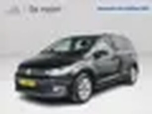 Volkswagen Touran 1.2 TSI Highline Trekhaak Parkeercamera Panoramadak