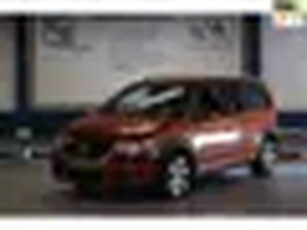 Volkswagen Touran 1.4 TSI Cross 7 PERSOONS / AUTOMAAT ! ! !