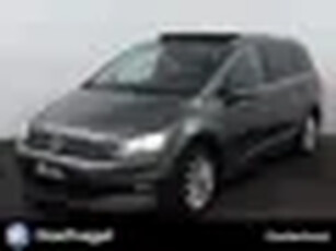 Volkswagen Touran 1.5 TSI Highline 7p Automaat Panoramadak Camera Stoelverwarming Trekhaak