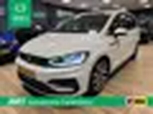 Volkswagen Touran 1.5 TSI Highline Business R R-Line Navi 18” Pano Sportstoelen