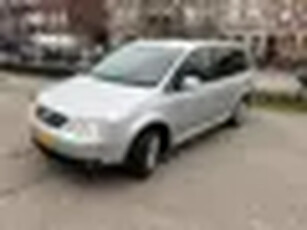 Volkswagen Touran 1.6-16V FSI Highline! Airco! Trekhaak!