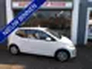 Volkswagen up! 1.0 BMT move up! TOP STAAT, DEALER ONDERHOUDEN!