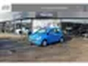 Volkswagen Up! 1.0 high up! BlueMotion , Airco, Cruise, Navi, PDC, LMV 15 Inch, All Season