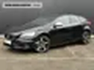 Volvo V40 1.5 T3 Polar+ Sport , Automaat , Cruise , Park Assist , Camera , Panoramadak , Harman/Kard