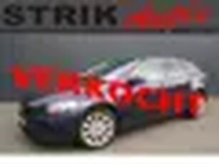 Volvo V40 1.6 D2 EURO 5 Summum - NAVIGATIE - TREKHAAK