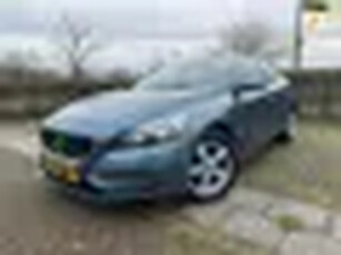 Volvo V40 1.6 T3 Momentum AIRCO/CLIMA NAP PANO NAVI