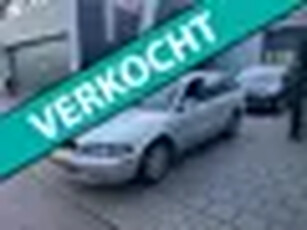 Volvo V40 1.8 Europa 3e Eigenaar! Trekhaak Airco NAP APK