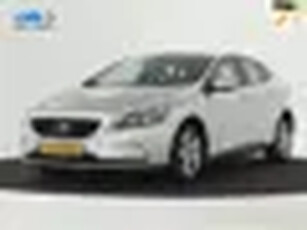 Volvo V40 2.0 T2 Momentum NAVI Bluetooth Dealer onderhouden