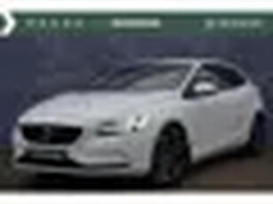 Volvo V40 2.0 T2 Nordic+ Trekhaak Stand kachel Stoel verwarming LED Volvo On Call Getint Glas