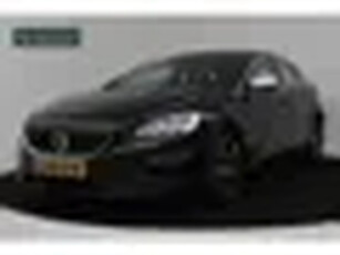 Volvo V40 2.0 T4 Business Sport Automaat (TREKHAAK, NAVIGATIE, STOELVERWARMING, CRUISE CONTROL, NL-A