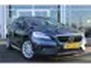 Volvo V40 Cross Country 2.0 T3 Nordic+ Verw. Voorstoelen Trekhaak Clima Navi Cruise Contro