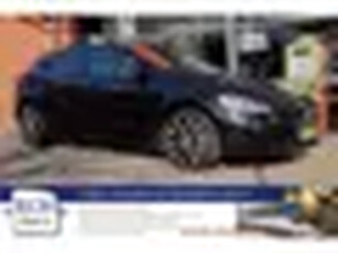 Volvo V40 T3 152 pk Aut. Dynamic Edition, Panoramadak, Navi, DAB