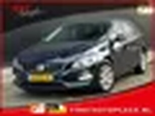 Volvo V60 1.6 T3 Kinetic AUTOMAAT NAVI/PDC/CRUISE/AIRCO KEURIGE AUTO !