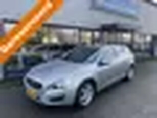 Volvo V60 1.6 T4 Momentum Lees tekst! (bj 2011)