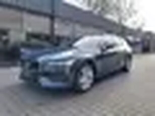 Volvo V60 2.0 B3 Automaat Momentum Achterruitrij camera Clima Cruise PDC Stuurverwarming Stoelverwar