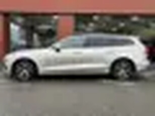 Volvo V60 2.0 B3 Core AUT. Auto Pilot Carmera Stoel/Stuurverw. Keyless Intellisafe