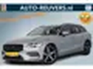 Volvo V60 2.0 B3 Core Edition / LED / Leder / Pilot Assist / CarPlay / DAB