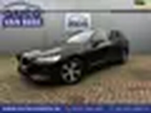 Volvo V60 2.0 D4 MomentumWit Leder