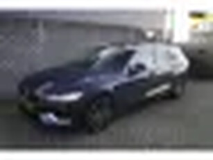 Volvo V60 2.0 T4 Inscription Autom Panodak Leder Stoel/Stuur A Bank Verw Navi Camera Head-Up Adaptie