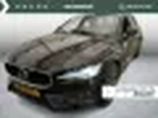 Volvo V60 2.0 T4 Momentum Pro Trekhaak Adaptieve Cruise Controle Blis Leder Stoel + stuur