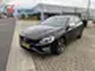 Volvo V60 2.4 D6 Tw.En. R-Des. (bj 2015, automaat)