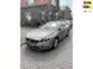 Volvo V60 2.4 D6 Twin Engine R-Design