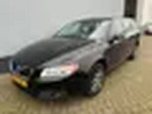 Volvo V70 1.6 T4 Limited Edition Automaat - Trekhaak