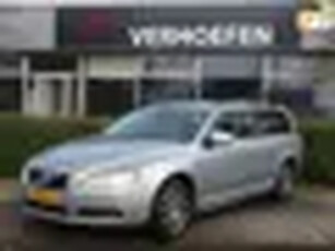 Volvo V70 1.6 T4 Momentum - NAVIGATIE - CLIMATE / CRUISE - VOLLEDIG ONDERHOUD AANWEZIG - LEDER