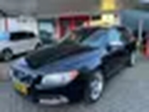 VOLVO V70 2.0T R-EDITION AUTOMAAT XENON/CLIMA/LEDER!