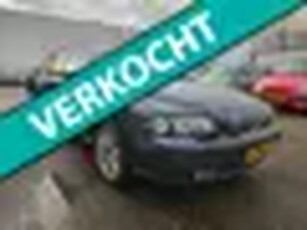 Volvo V70 2.3 T-5 Geartronic Titanium Let op achterschade