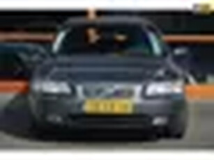 Volvo V70 2.4 Cruise-Control Stoel verwarming Trekhaak 1800KG Bluetooth telefoon & Streaming