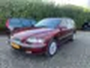 Volvo V70 2.4T Elegance Automaat Youngtimer (bj 2001)