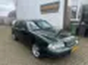 Volvo V70 2.5 Luxury-Line 7 PERSOONS