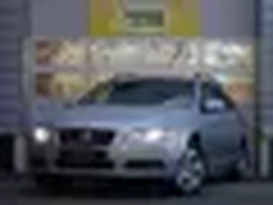 Volvo V70 2.5FT 231pk Aut. *1e eigenaar/Dealer-onderhouden/SUPER-netjes!*