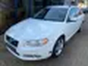 Volvo V70 2.5FT R-Design 230PK LEER / XENON / PDC / ECC